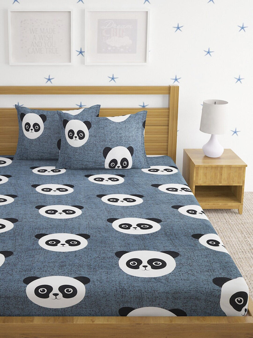 Home Sizzler Grey & White Graphic 144 TC Bedsheet with Pillow Covers