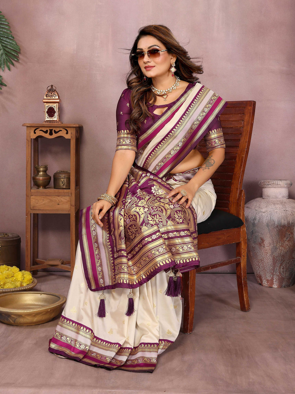 Aastha Fashion Cream Kalamkari Silk Weaving Saree