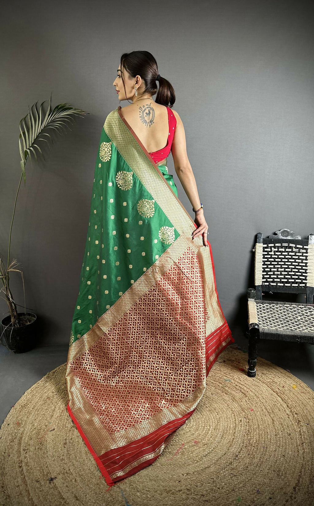 Joban Fashion Bottle Green Woven Butti Soft Silk Banarasi Silk Saree