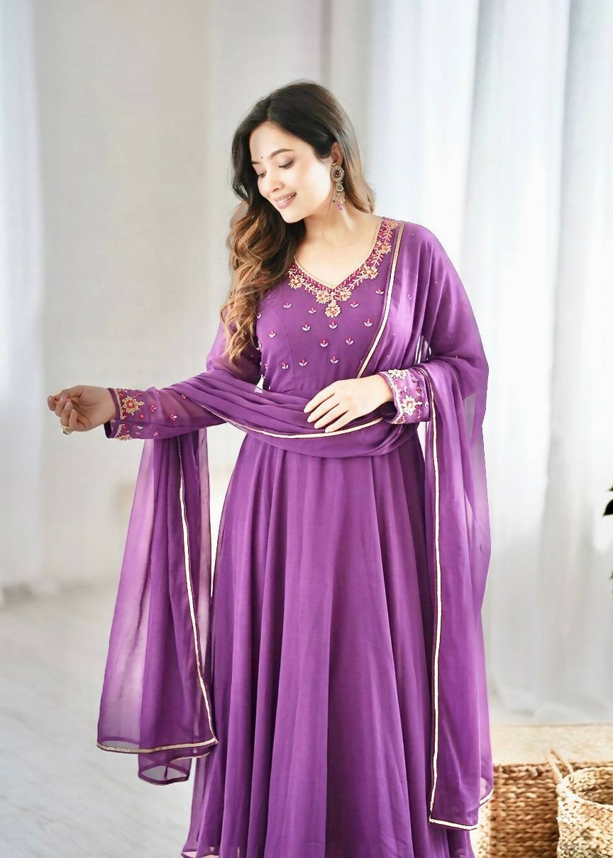 Teeya Creation Womens New Fancy Fox Georgette Heavy Quality Fabric With Handwork Lavender Gown Set