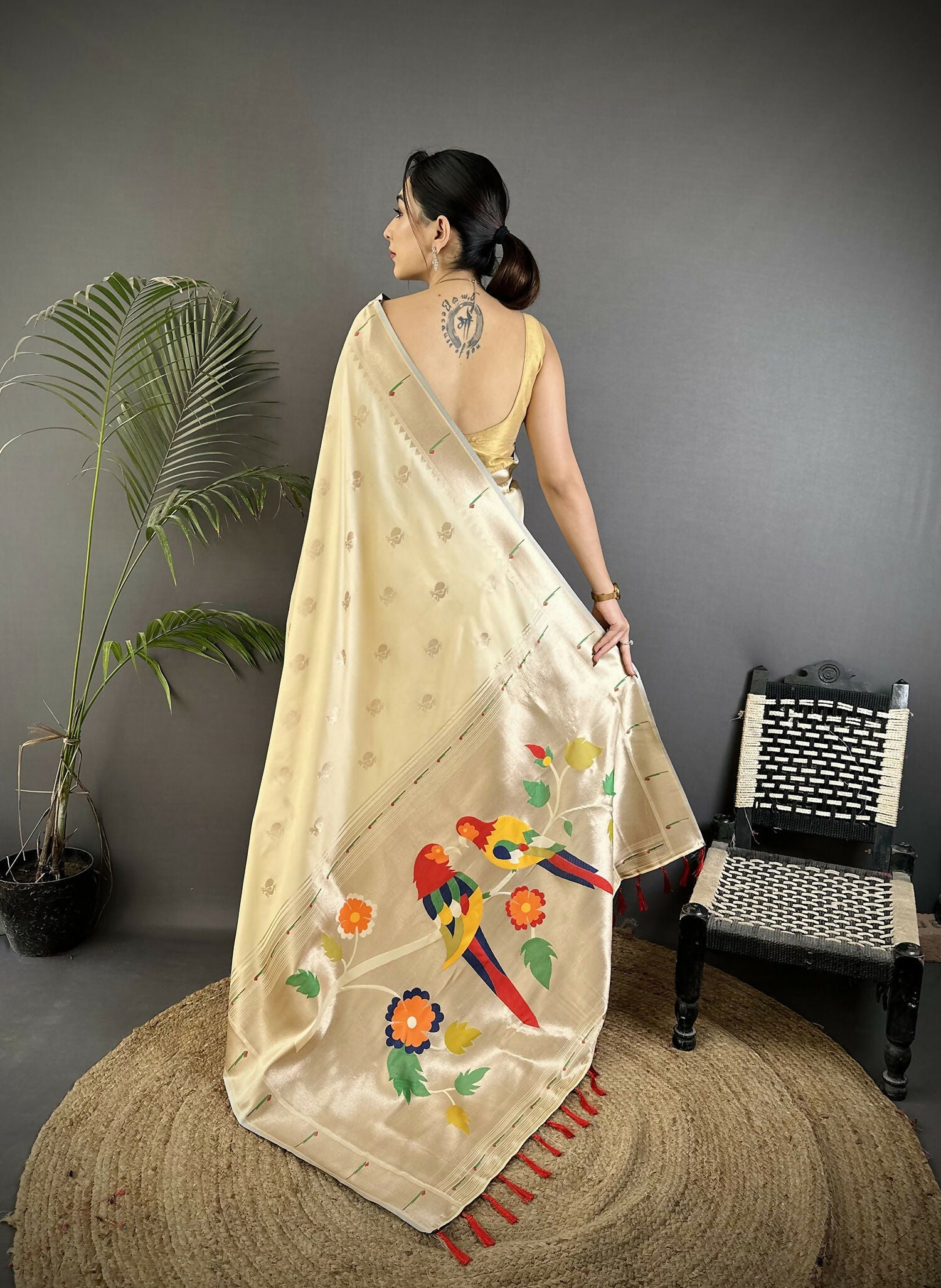 Joban Fashion Off-White Peacock & Floral Motifs Soft Silk Kanchipuram Saree