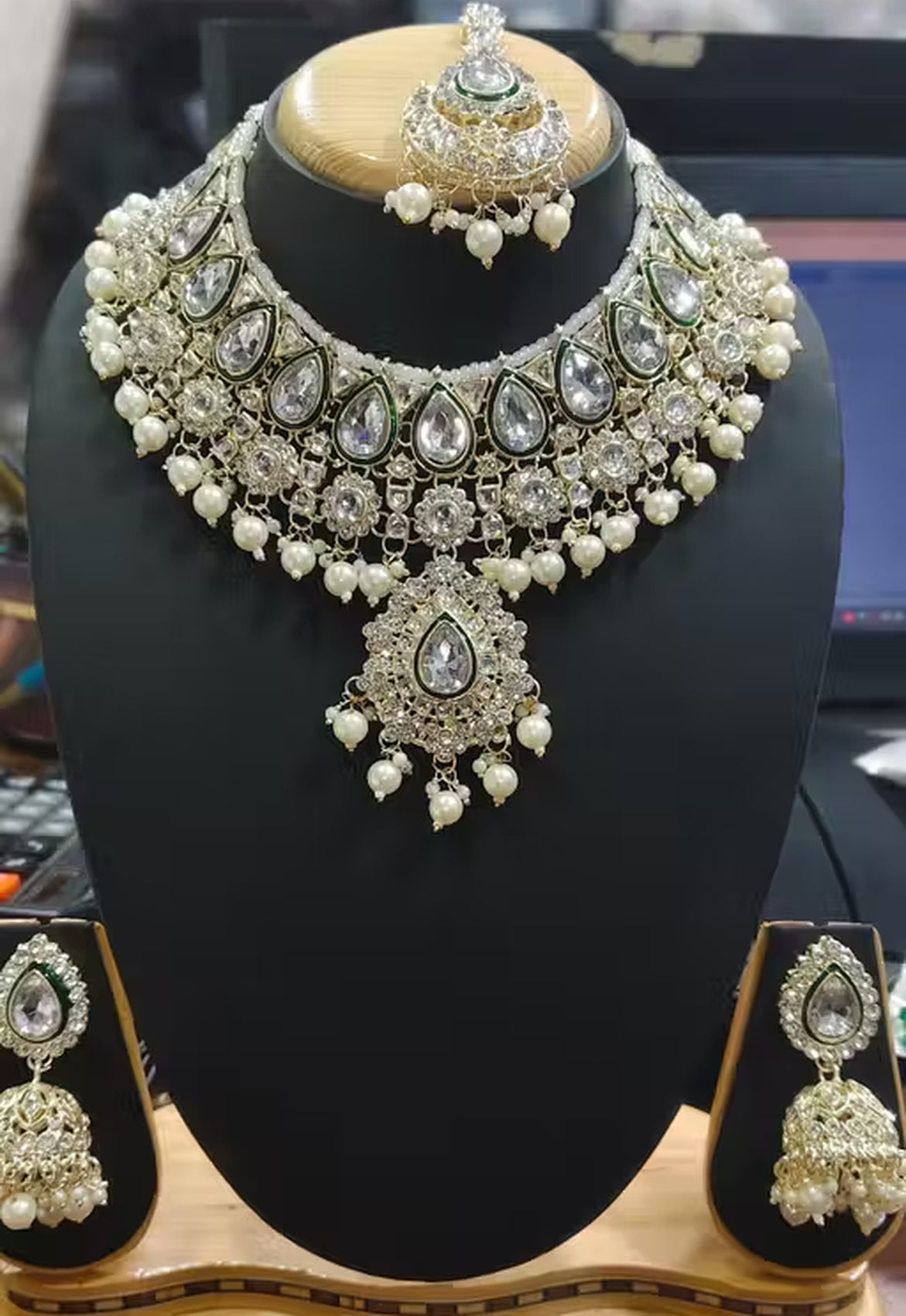 Jewel City Kundan & Pearl Gold-Plated Choker Necklace with Jhumka Earrings and Maang Tikka for Women
