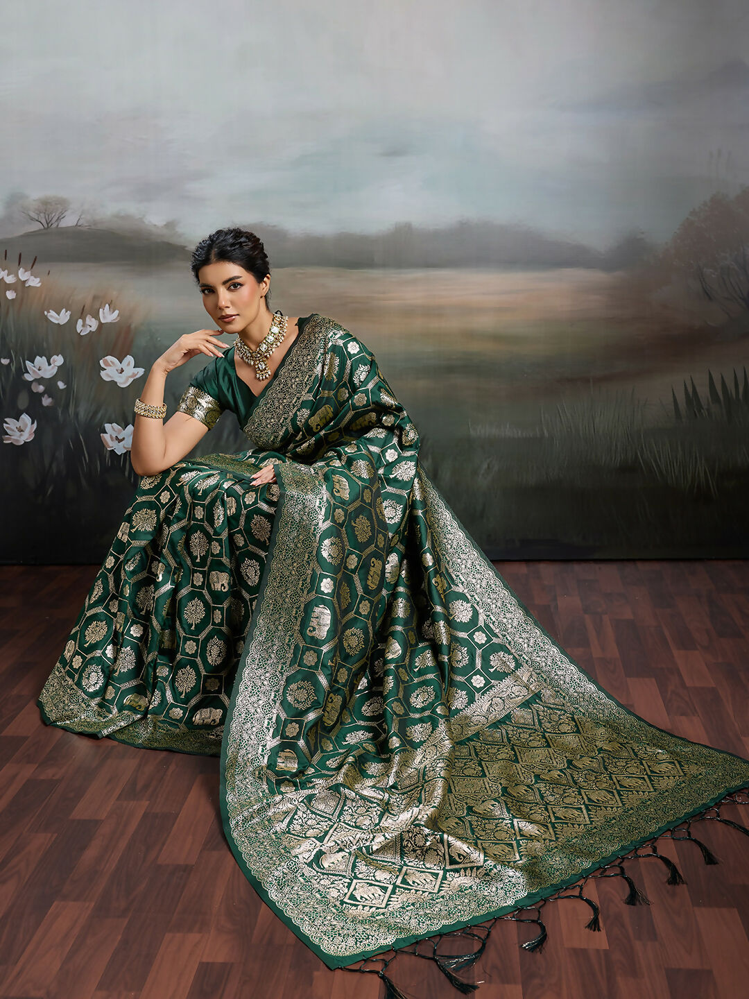 Shree Shyam Fashion Bottle Green Silk Blend Saree