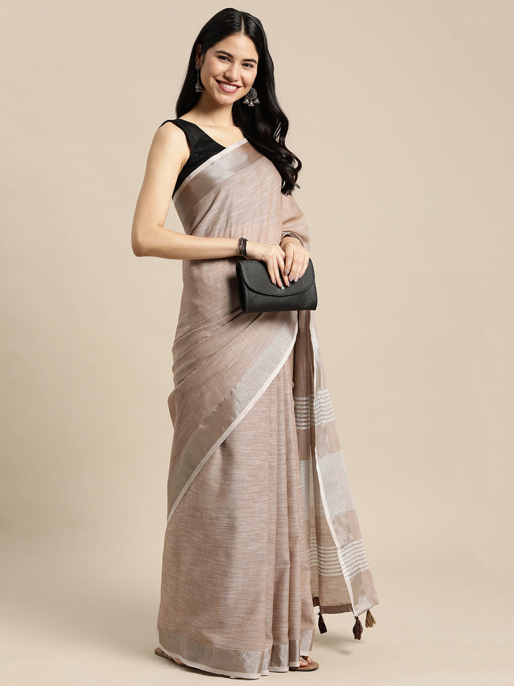 Anaita Chiku Linen Saree With Blouse