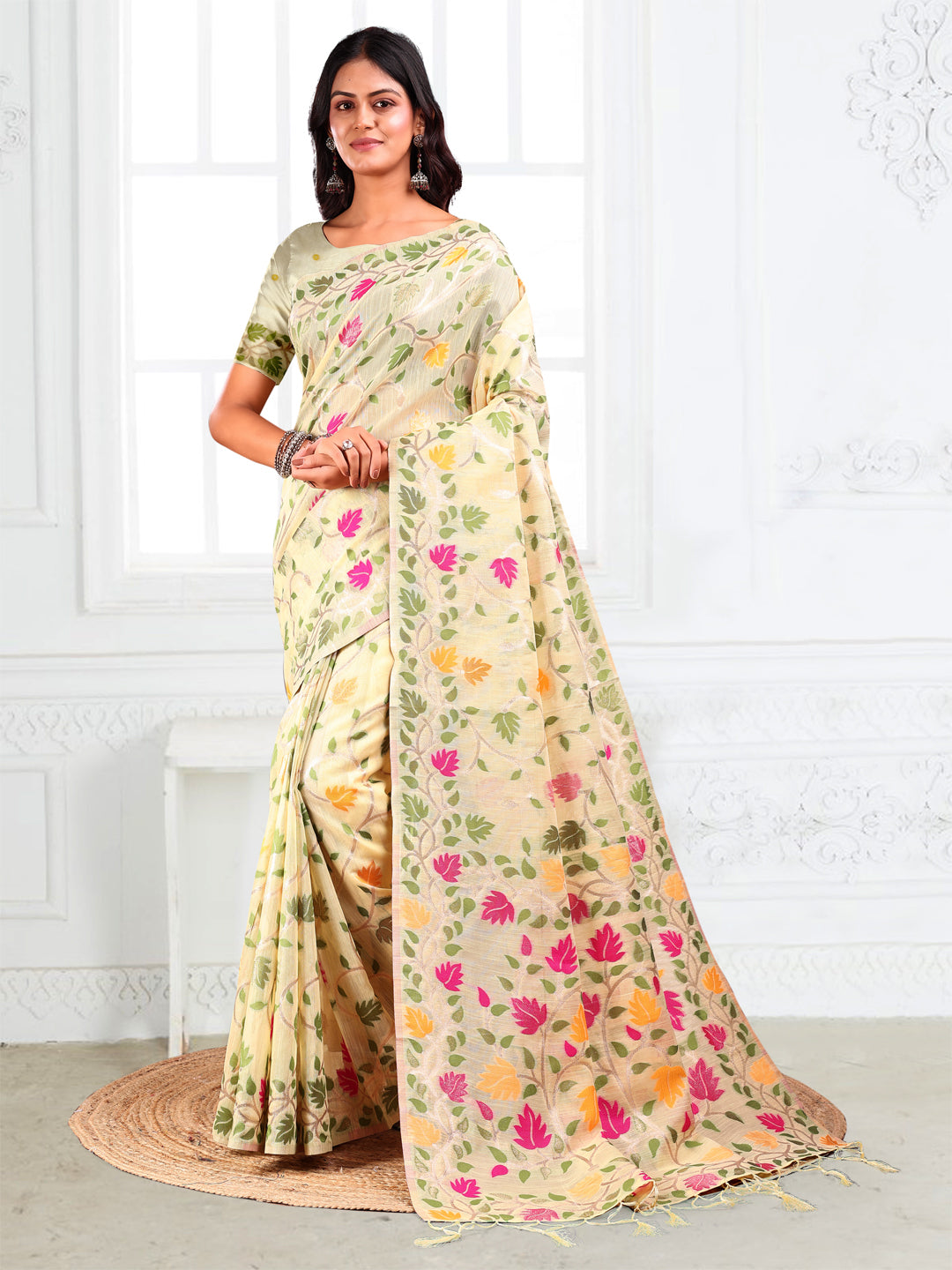 Anaita Cream Linen Printed Saree With Blouse
