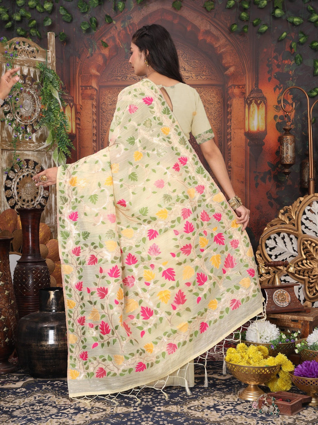 Anaita Cream Linen Printed Saree With Blouse