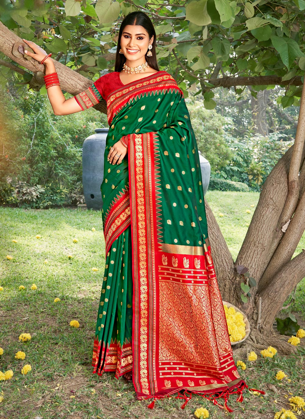 Anaita D Green Silk Saree With Blouse Piece