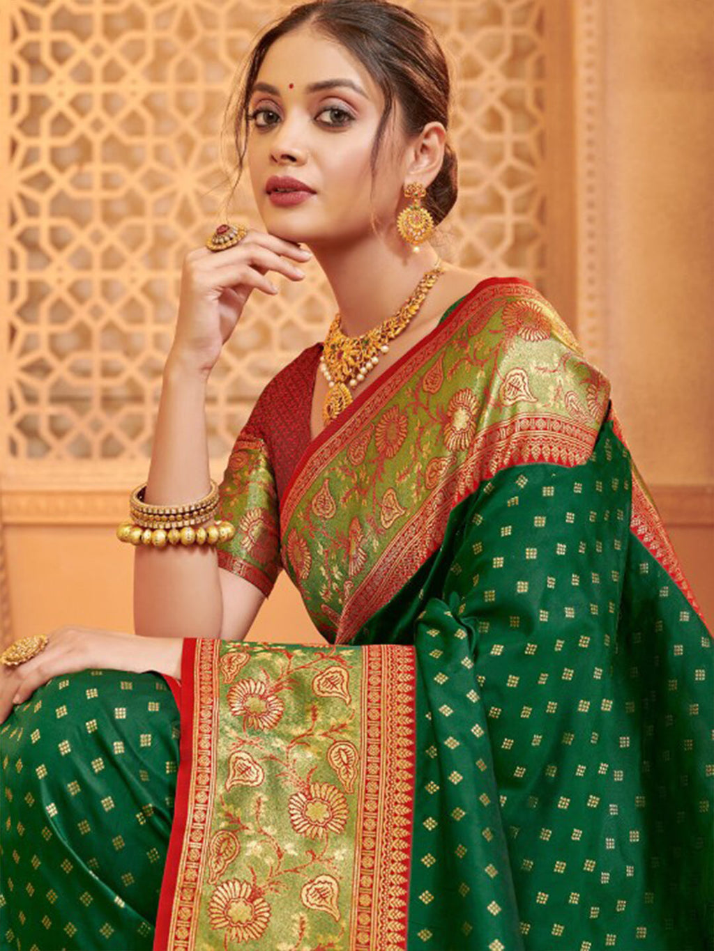 Anaita D Green Silk Saree With Blouse Piece