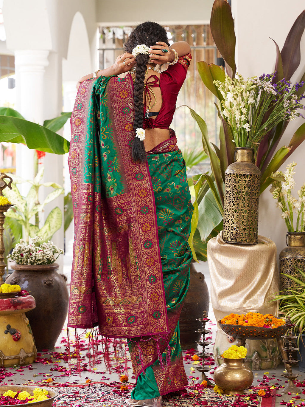 Anaita D Green Silk Woven Saree With Blouse