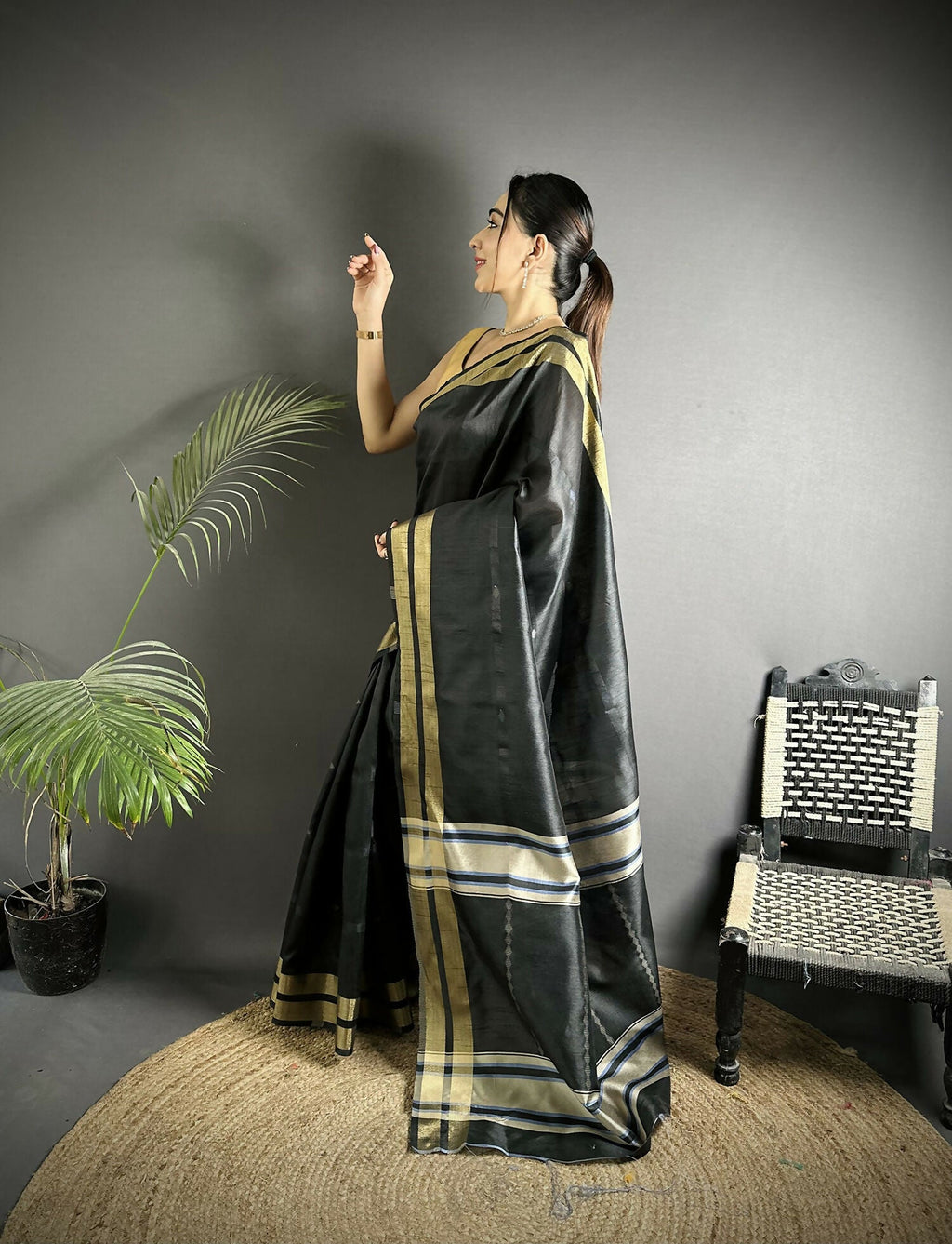 Joban Fashion Black Woven Pattern Raw Silk Kanjivaram Silk Saree