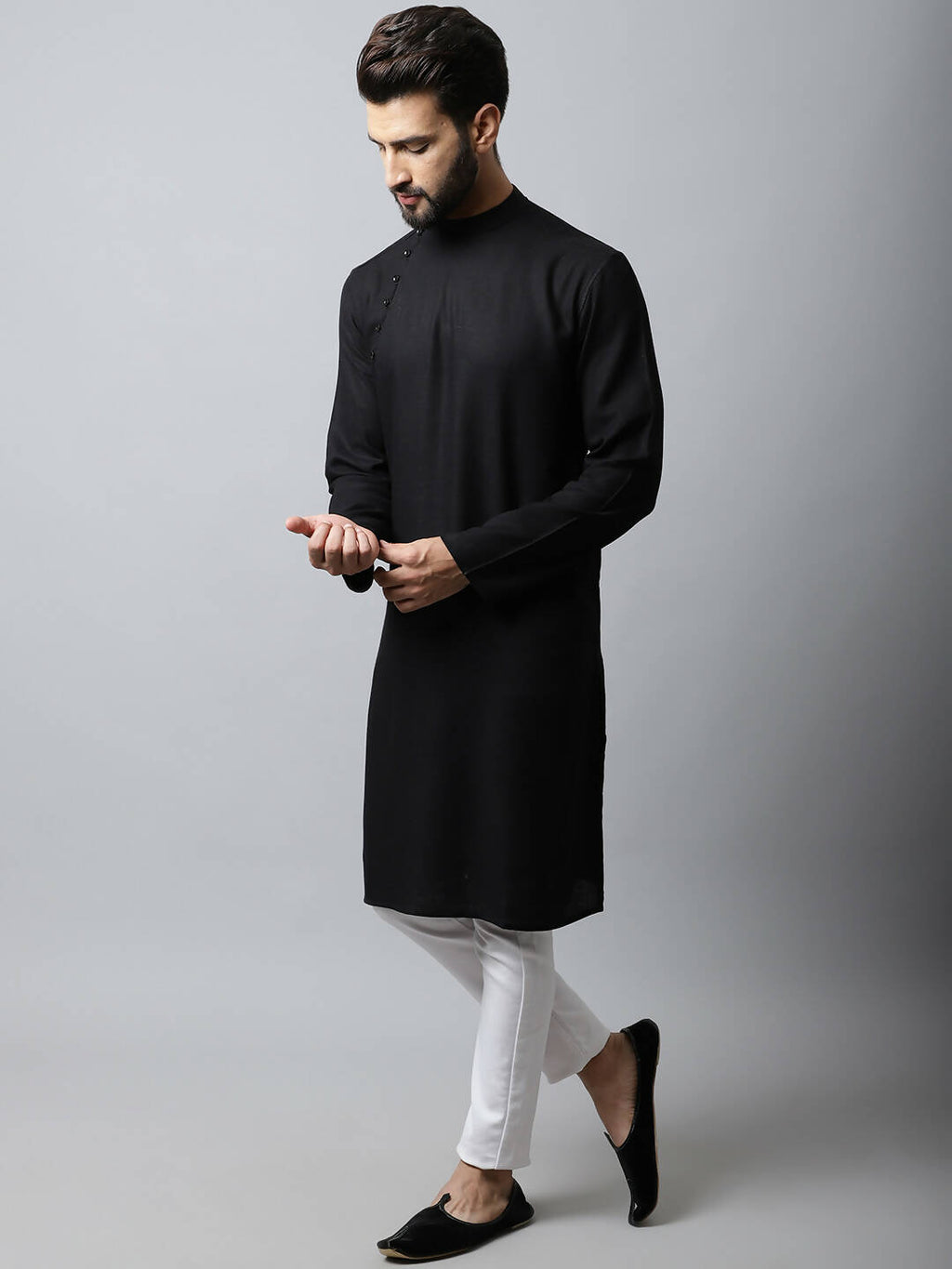 Even Apparels Black Color Linen Linen Men's Kurta With Side Placket (LN761)