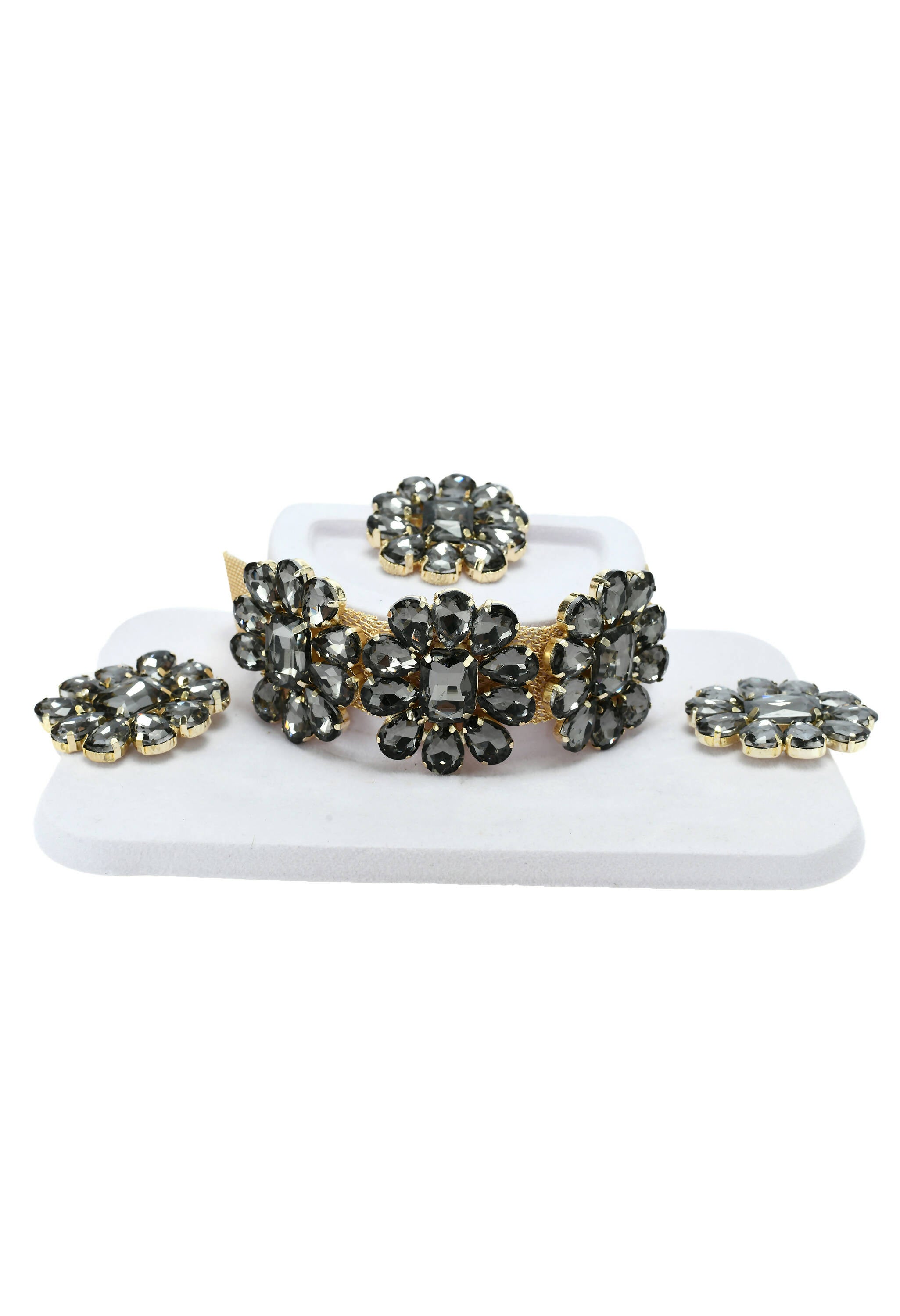 Mominos Fashion Joharkamal Gold-Polished Brass Finish Stone Choker For Women & Girls (Grey)
