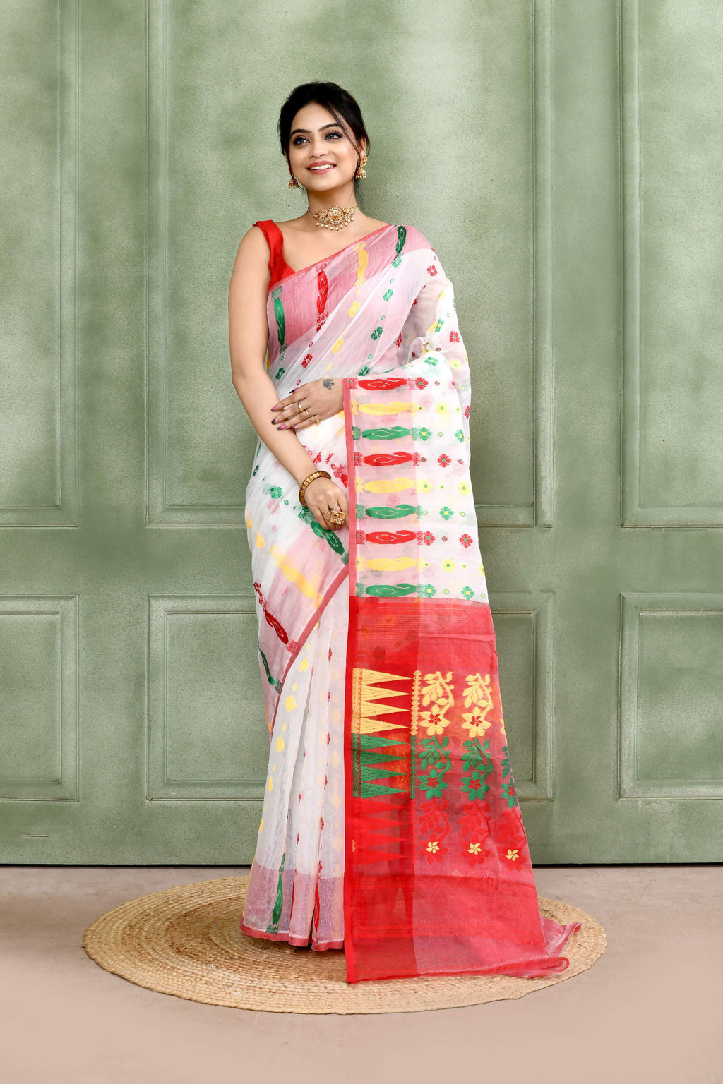 Piyari Fashion Women's White Embellished Cotton Blend Jamdani Saree