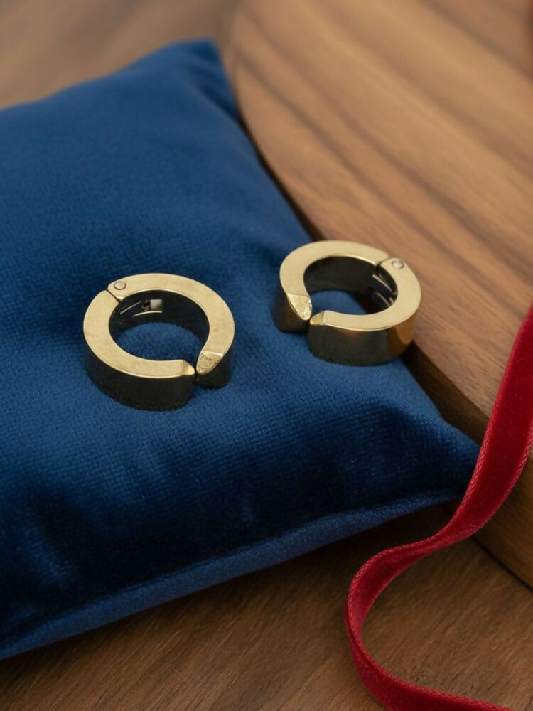 NVR Men's Gold Plated Hoop Earrings