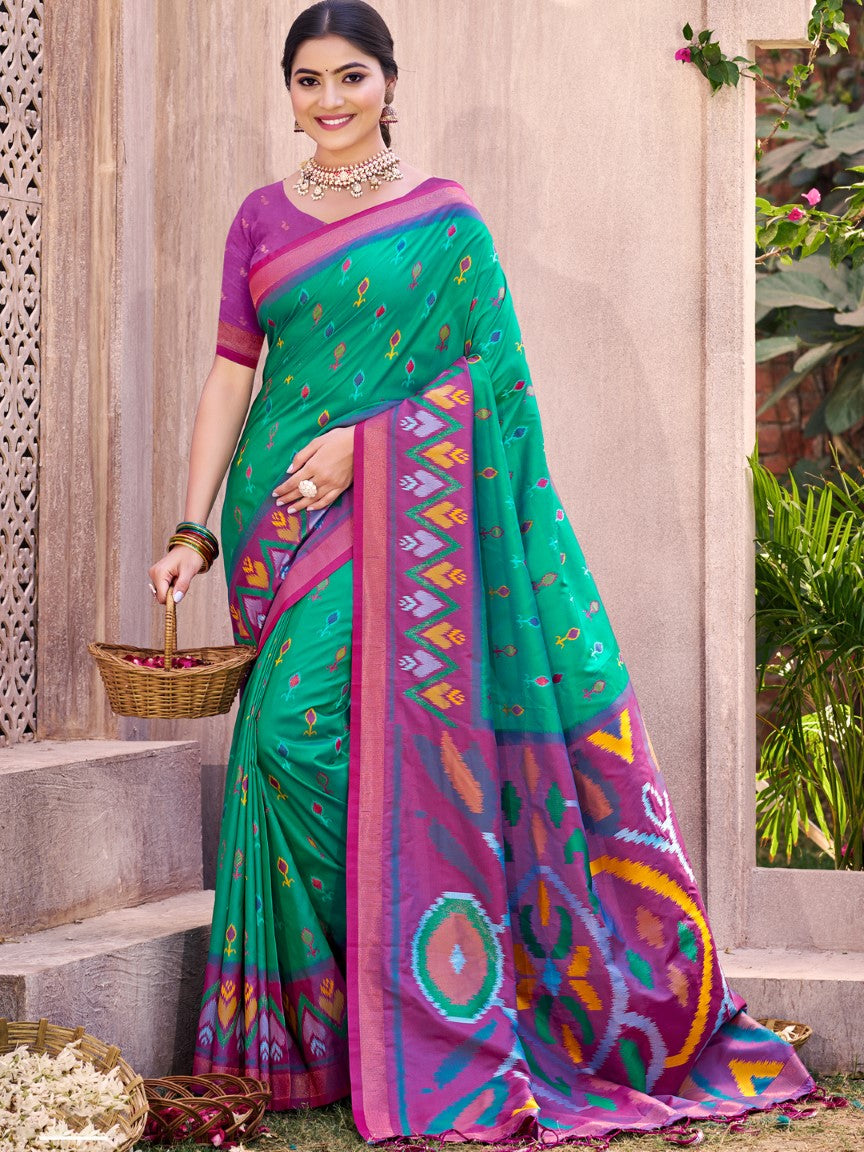 Anaita Green Silk Saree With Blouse Piece