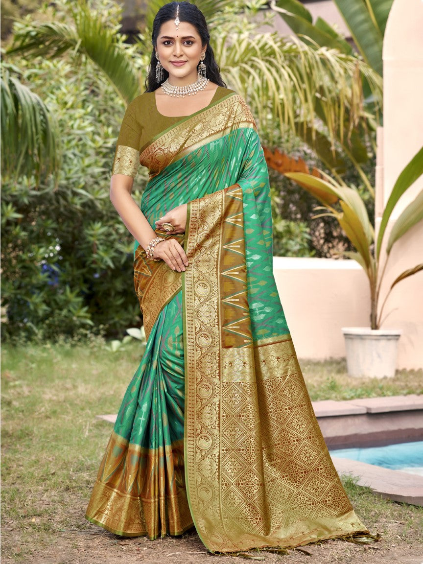 Anaita Green Silk Saree With Blouse Piece