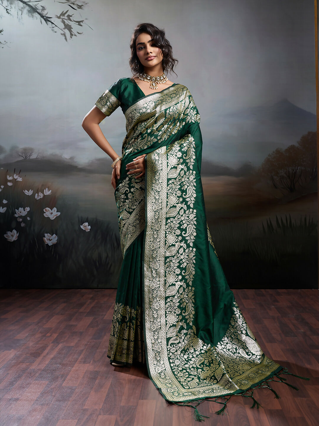 Shree Shyam Fashion Dark Green Silk Blend Saree