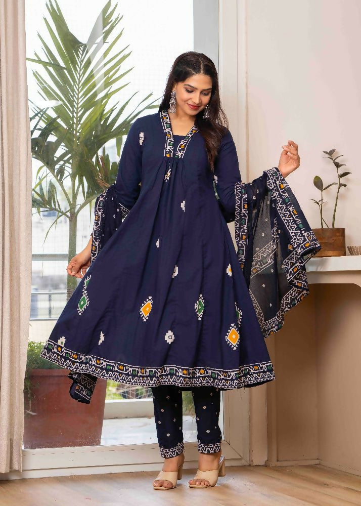 Jaimini Women Cotton Printed V-Neck 3/4 Sleeves Calf Length Flared Kurta Pant And Dupatta Set