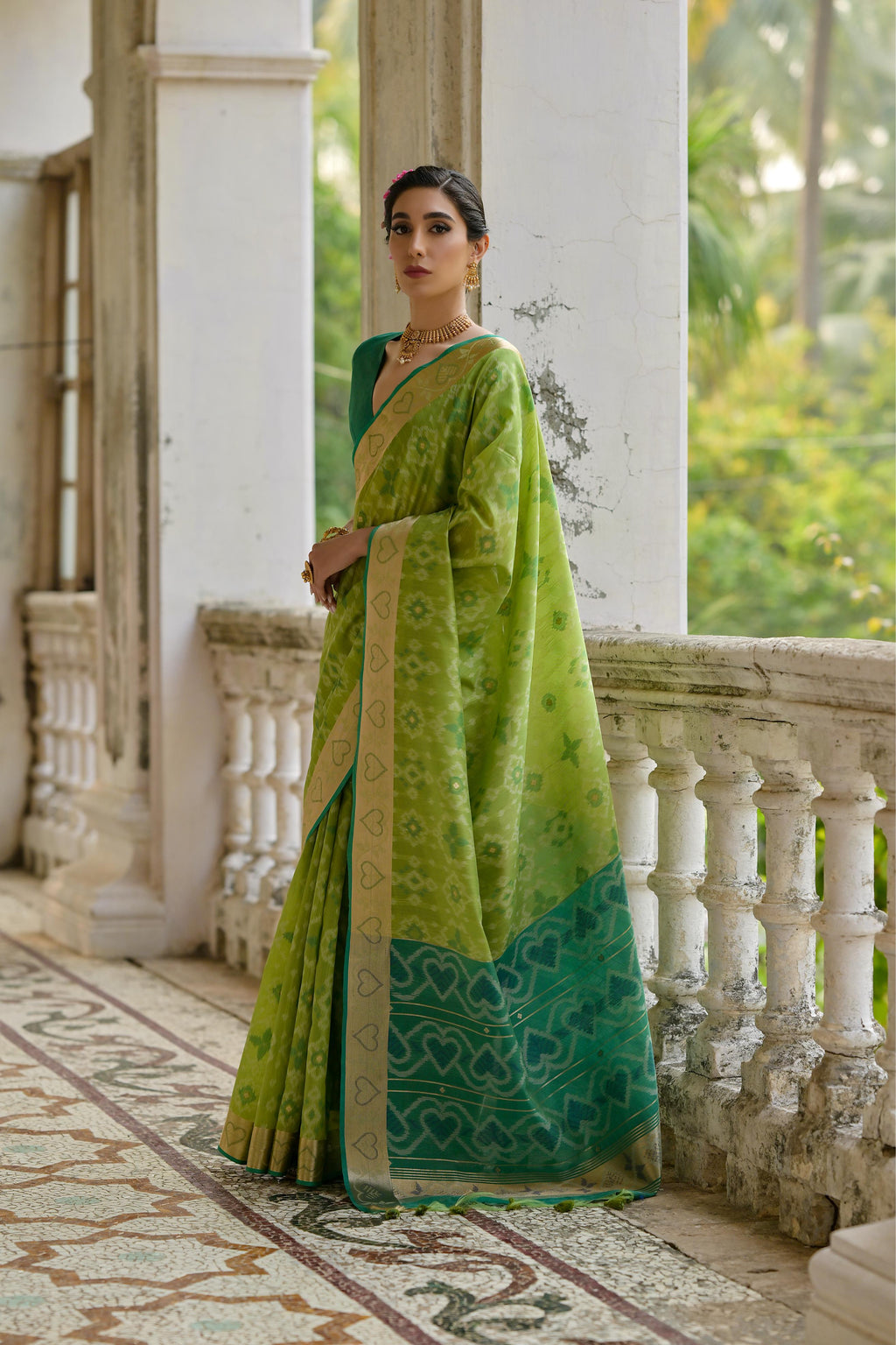 Jyoti Fashion Women's Green Soft Raw Silk Zari Woven Saree with Blouse