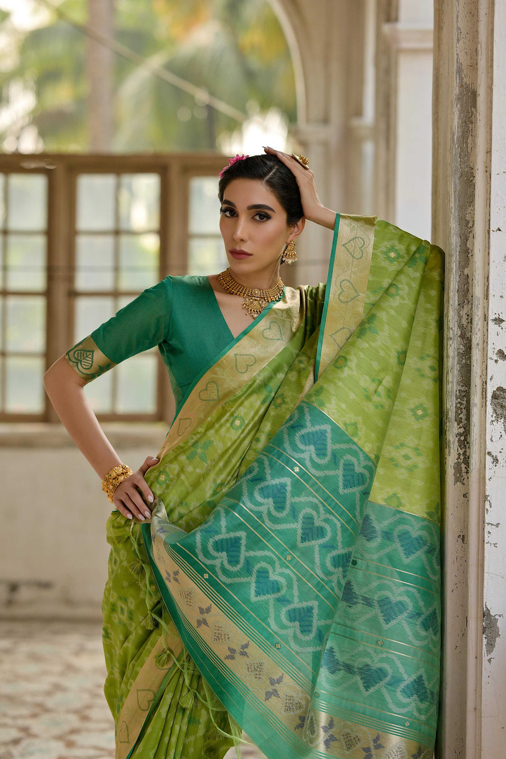 Jyoti Fashion Women's Green Soft Raw Silk Zari Woven Saree with Blouse