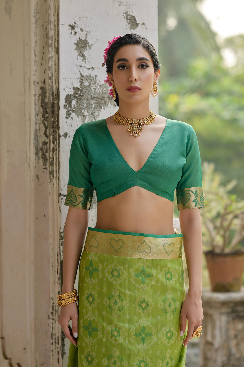 Jyoti Fashion Women's Green Soft Raw Silk Zari Woven Saree with Blouse