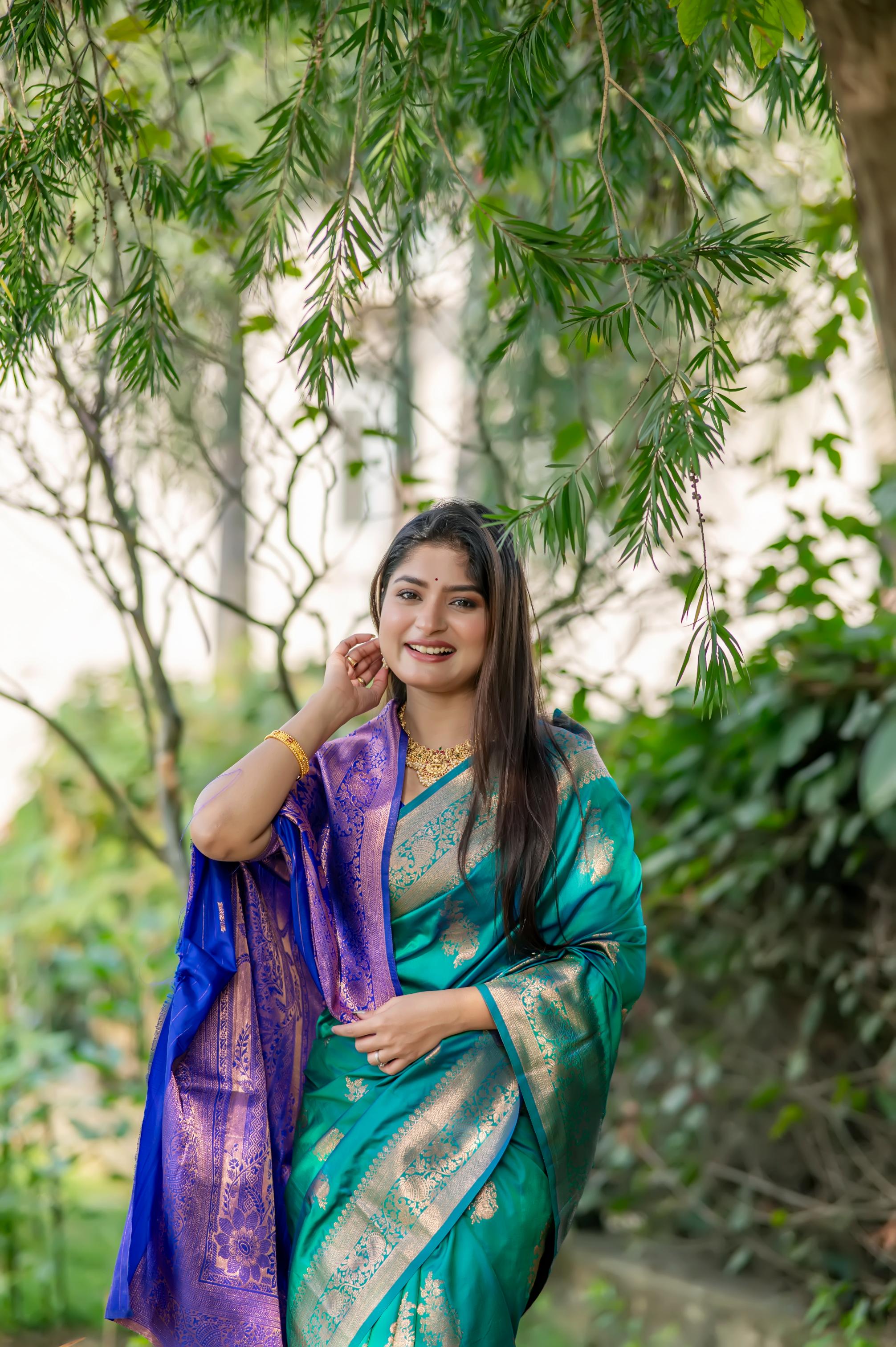 Jyoti Fashion Women's Turquoise Soft Banarasi Silk Zari Woven Saree with Blouse
