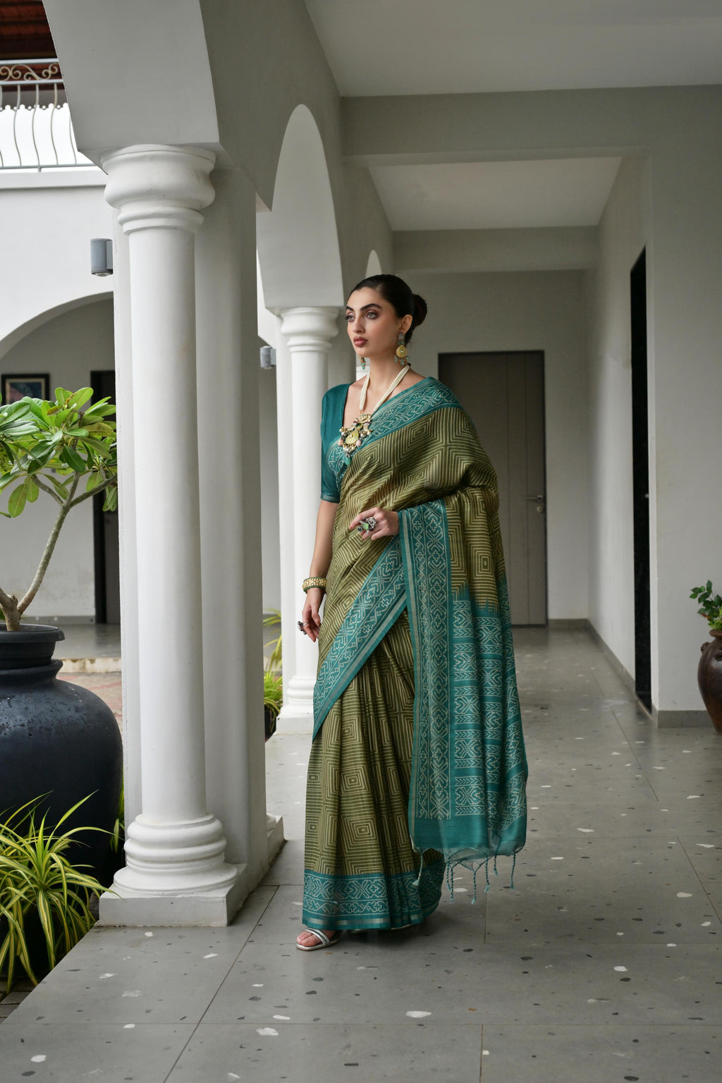 Jyoti Fashion Women's Mehendi Soft Tussar Silk Ikkat Printed Saree with Blouse