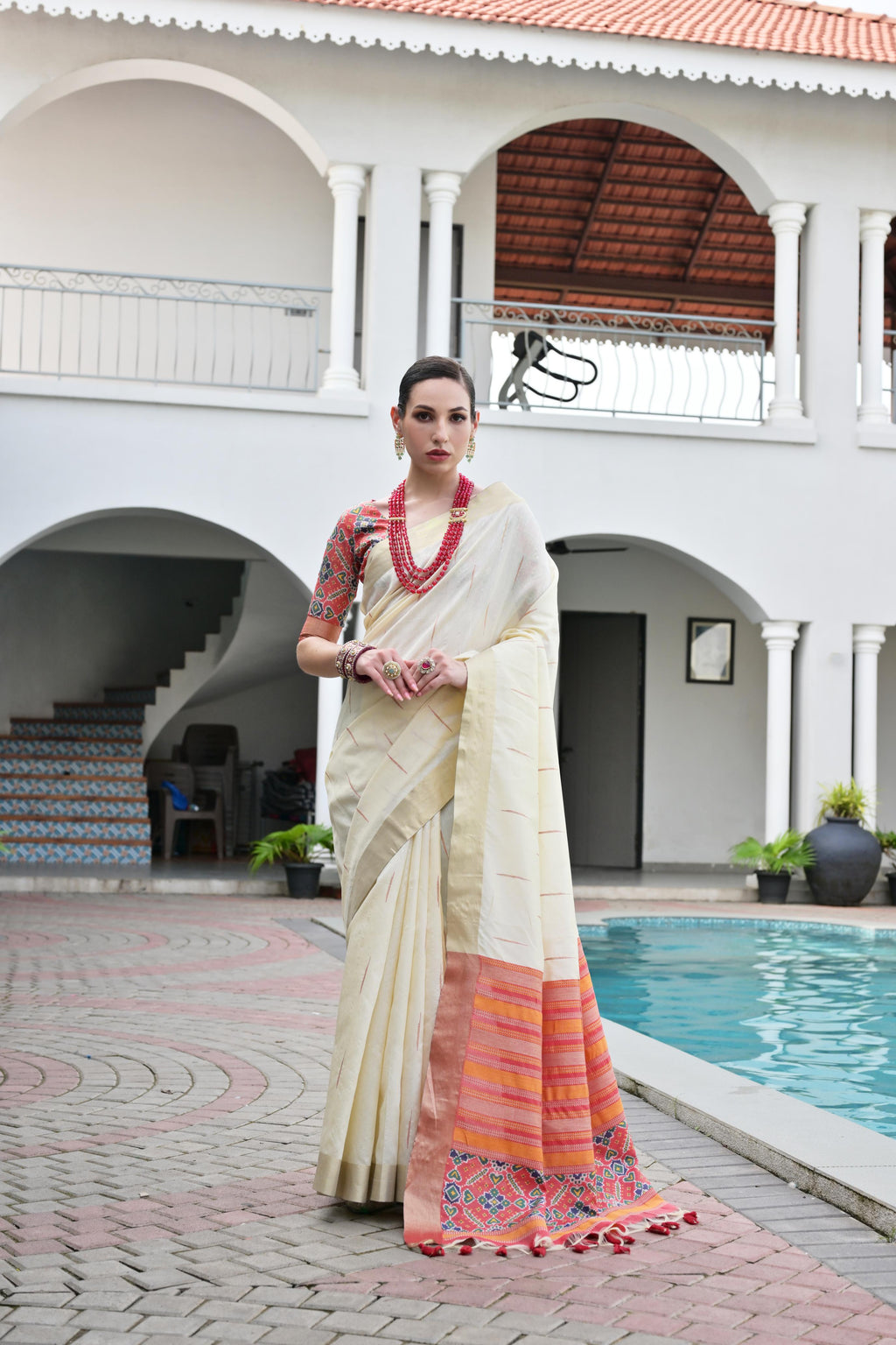 Jyoti Fashion Women's Off White Khadi Raw Silk Meena Weaving Patola Saree with Blouse