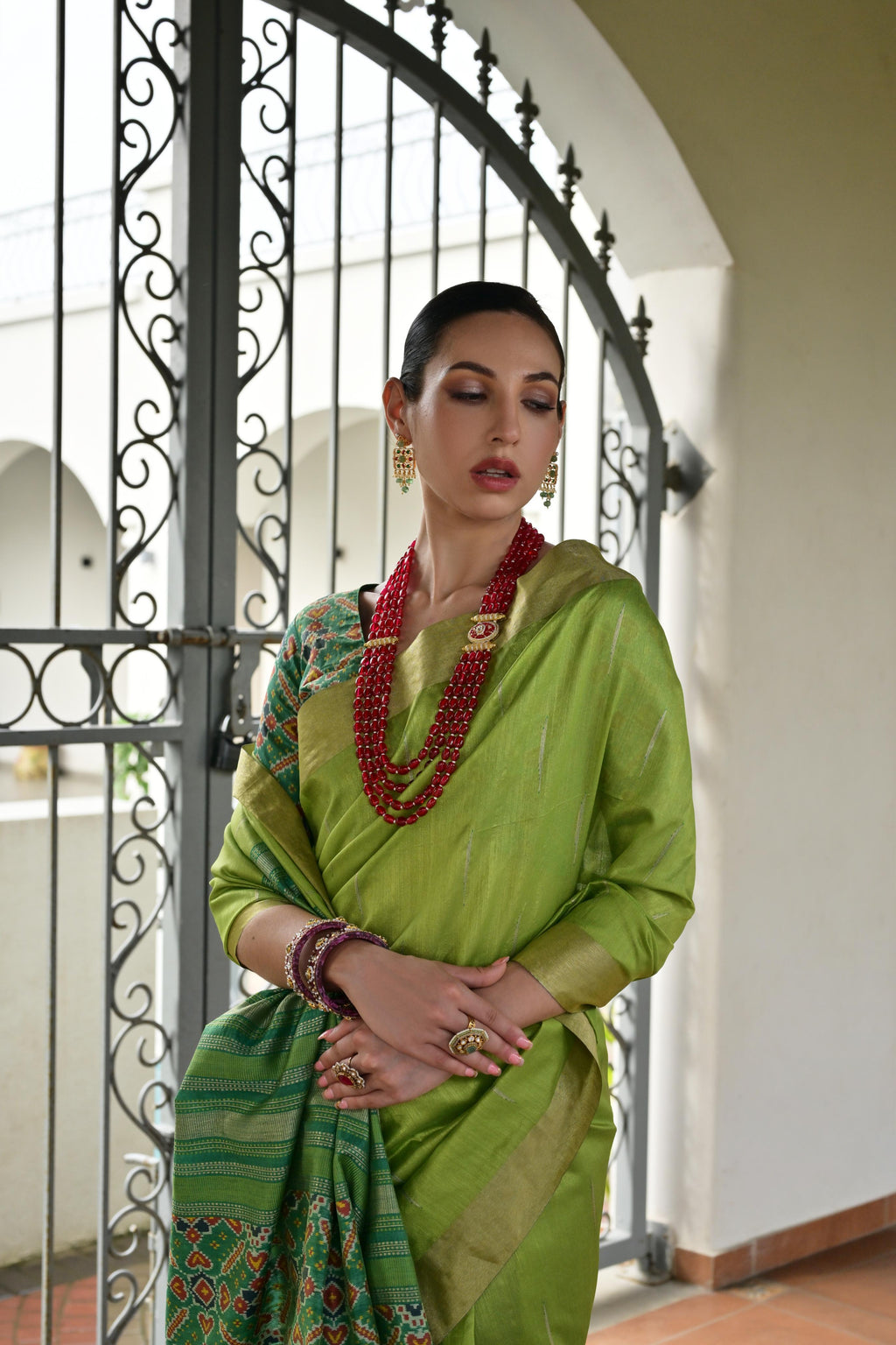 Jyoti Fashion Women's Green Khadi Raw Silk Meena Weaving Patola Saree with Blouse
