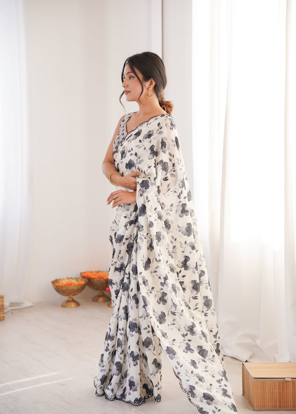 Jyoti Fashion Women's Off White Chinon Digital Printed Designer Saree with Blouse