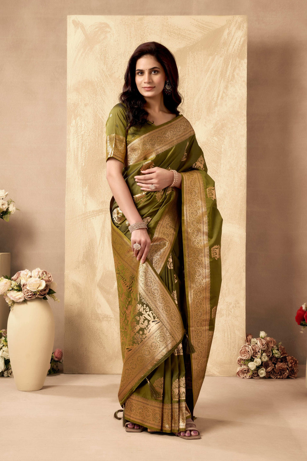 Jyoti Fashion Women's Mehendi Silk Zari Woven Saree with Blouse