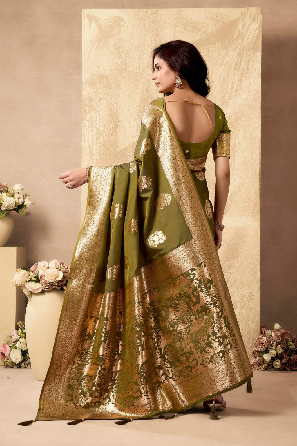 Jyoti Fashion Women's Mehendi Silk Zari Woven Saree with Blouse