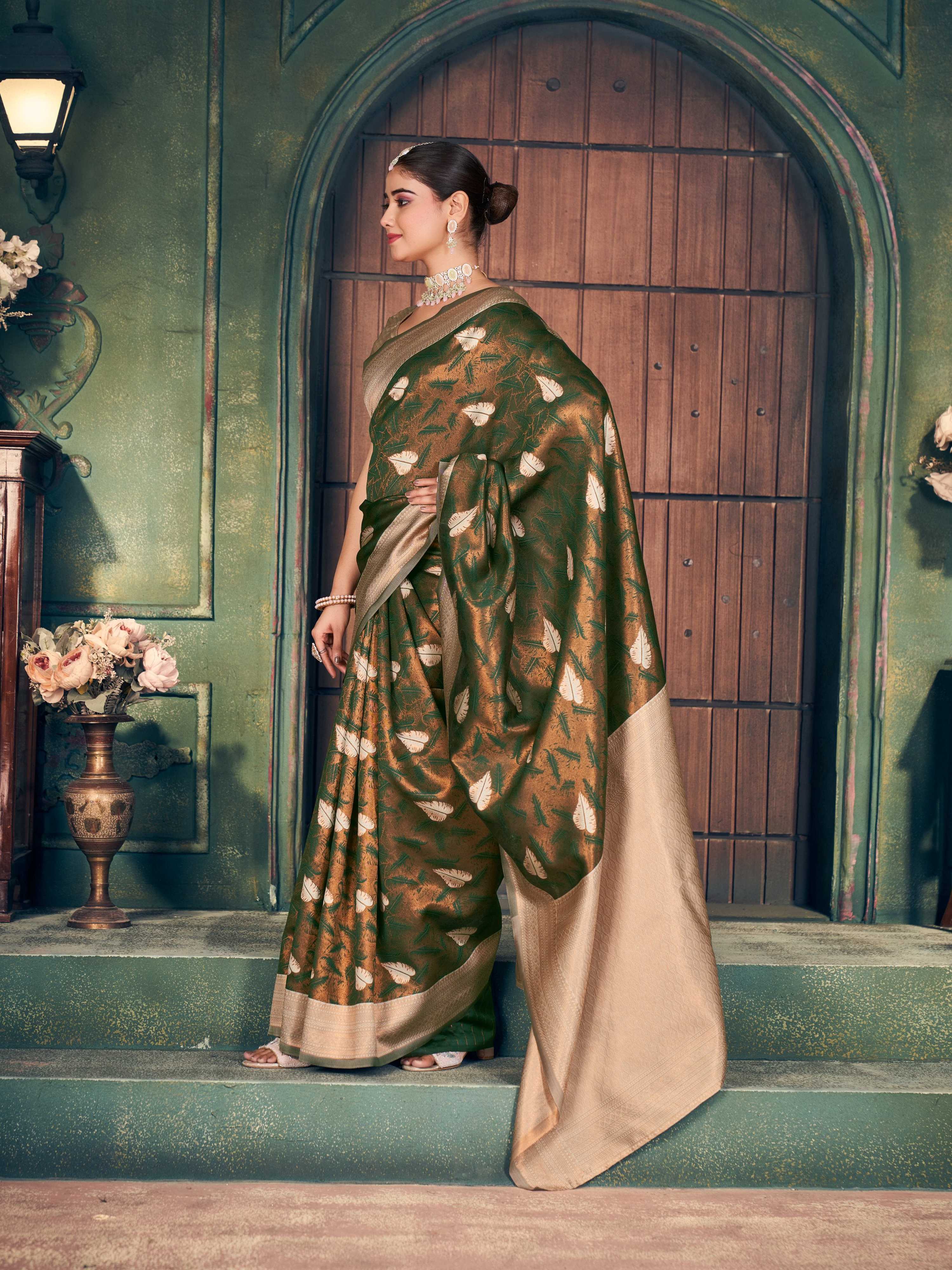 Jyoti Fashion Women's Mehendi Silk Zari Woven Saree with Blouse