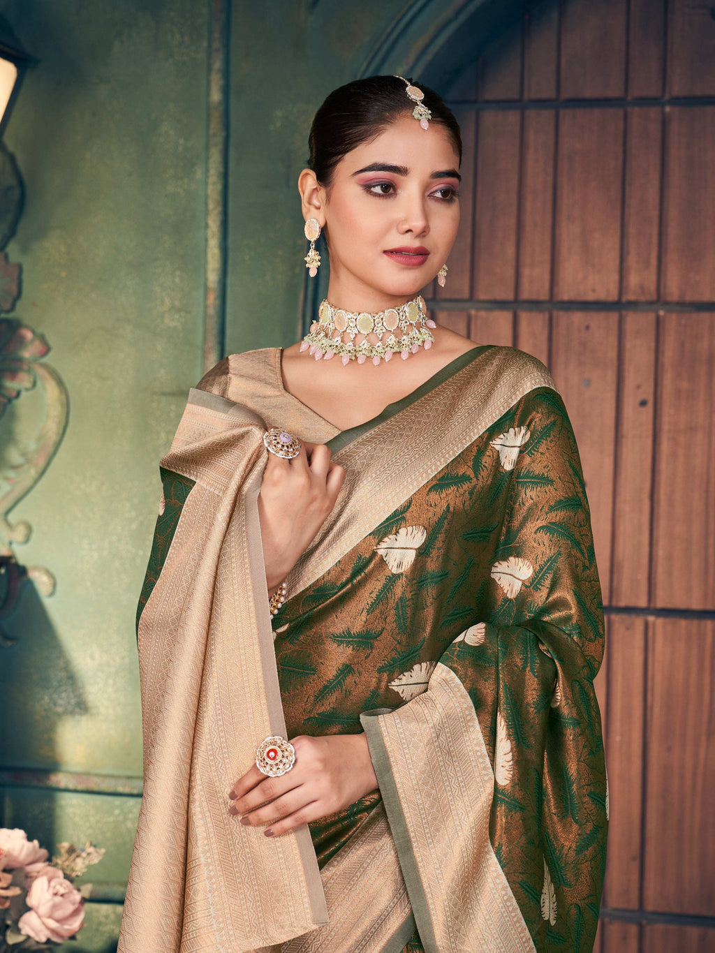 Jyoti Fashion Women's Mehendi Silk Zari Woven Saree with Blouse