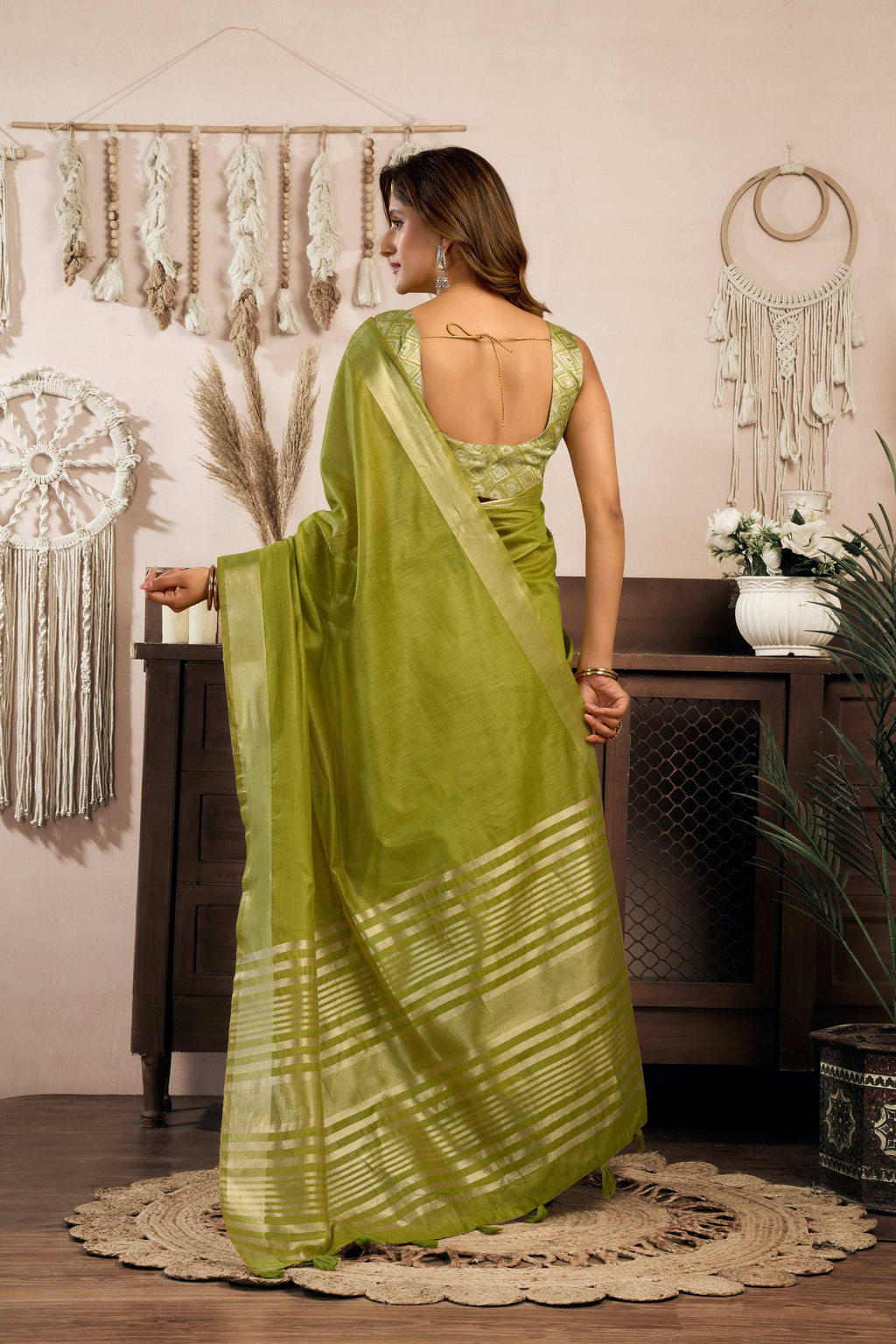 Jyoti Fashion Women's Green Khadi Cotton Zari Woven Saree with Blouse