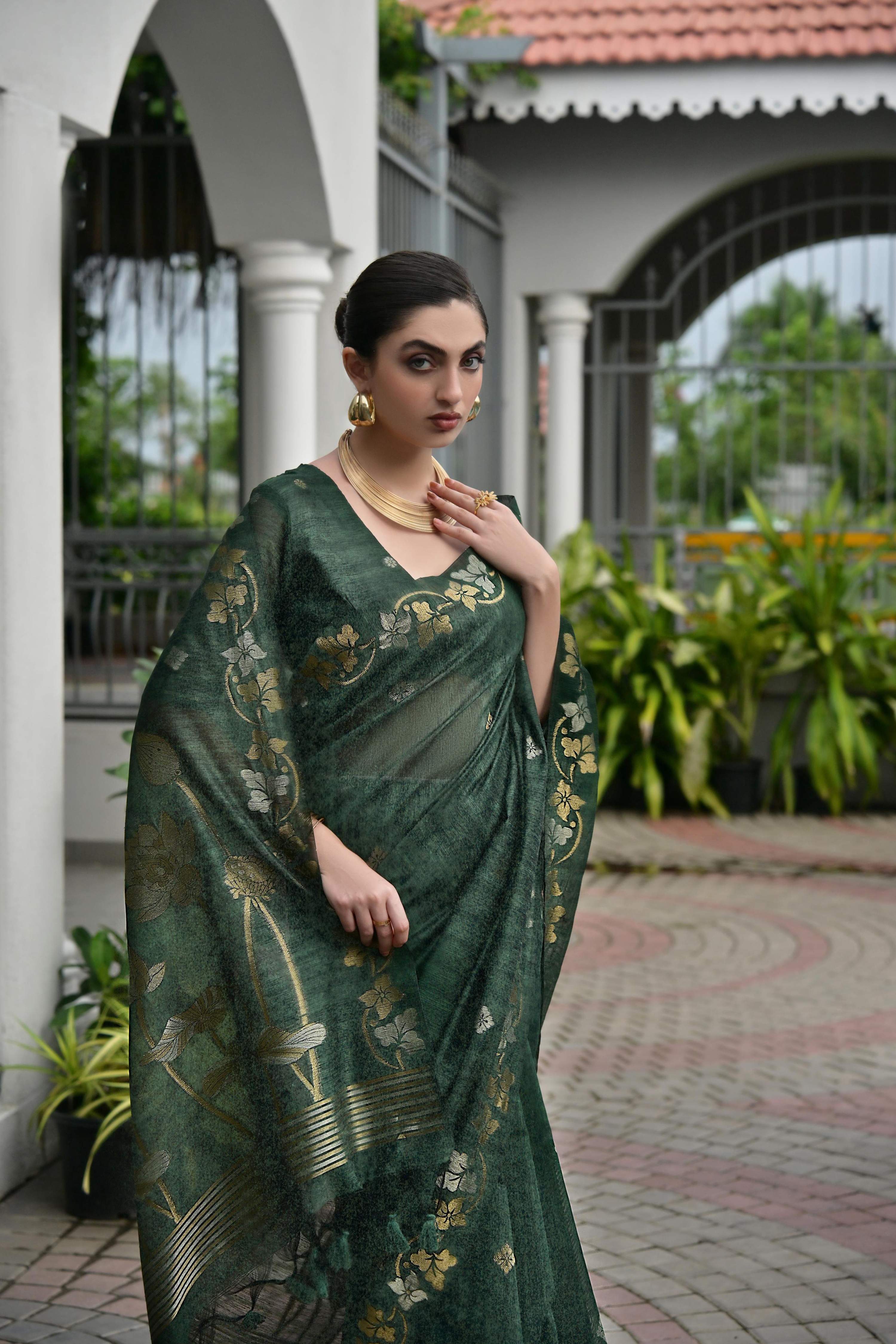 Jyoti Fashion Women's Bottle Green Soft Jute Linen Silk Zari Woven Saree with Blouse