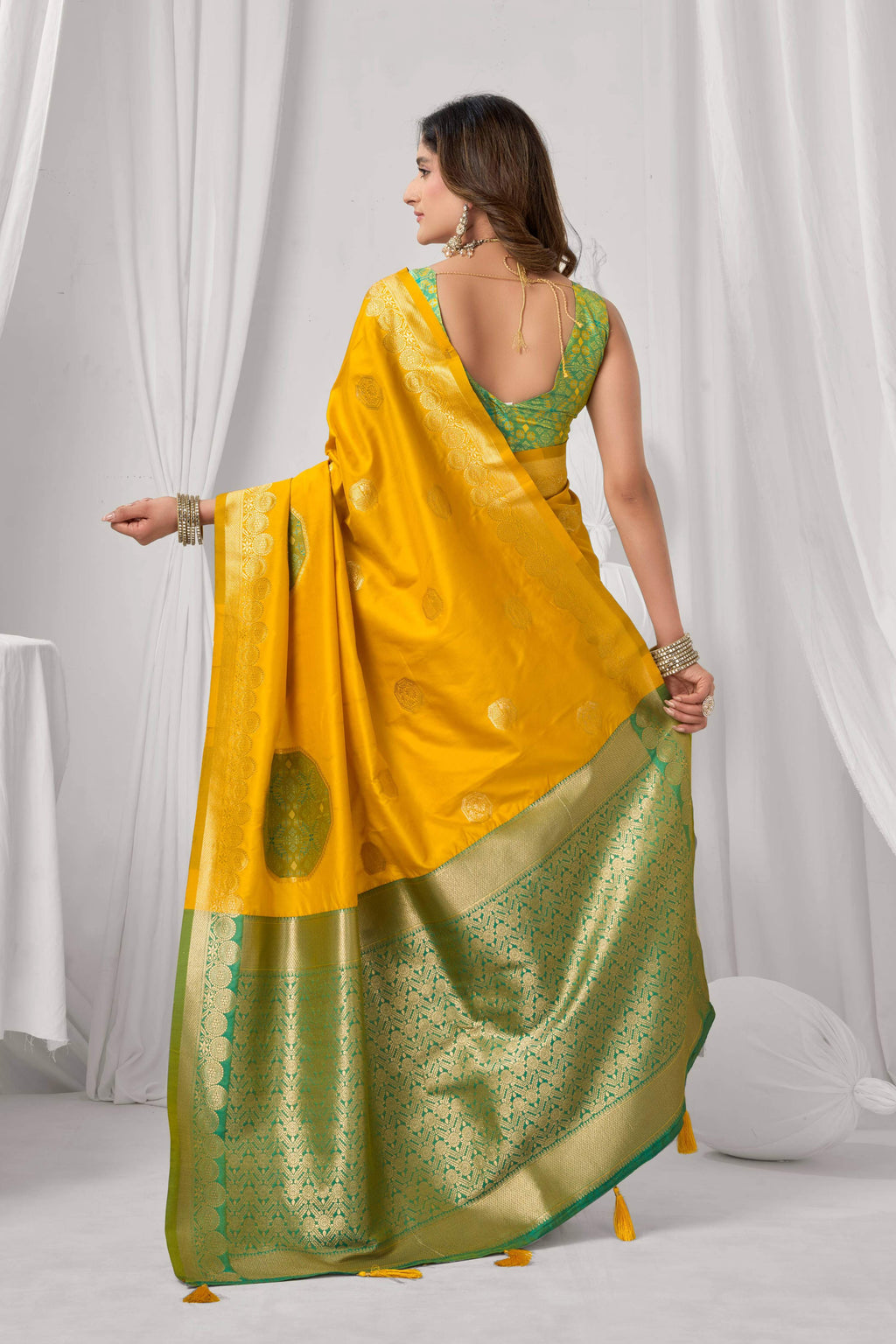 Jyoti Fashion Women's Yellow Soft Silk Zari Woven Saree with Blouse
