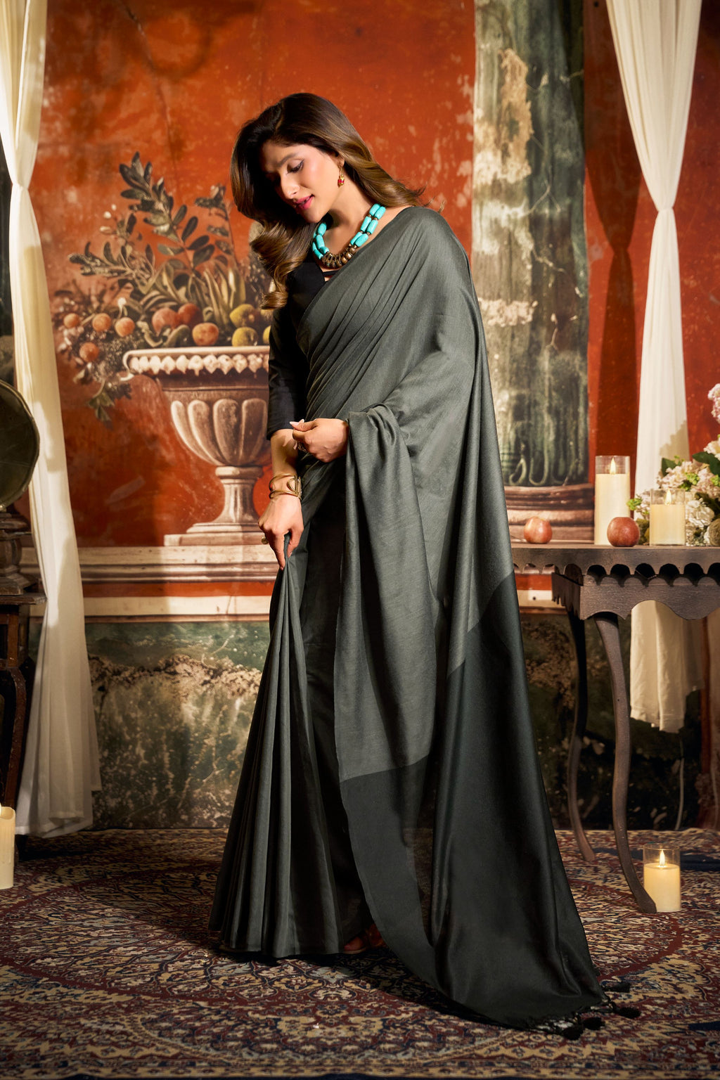 Jyoti Fashion Women's Dark Grey Cotton Contrast Pallu Saree with Blouse