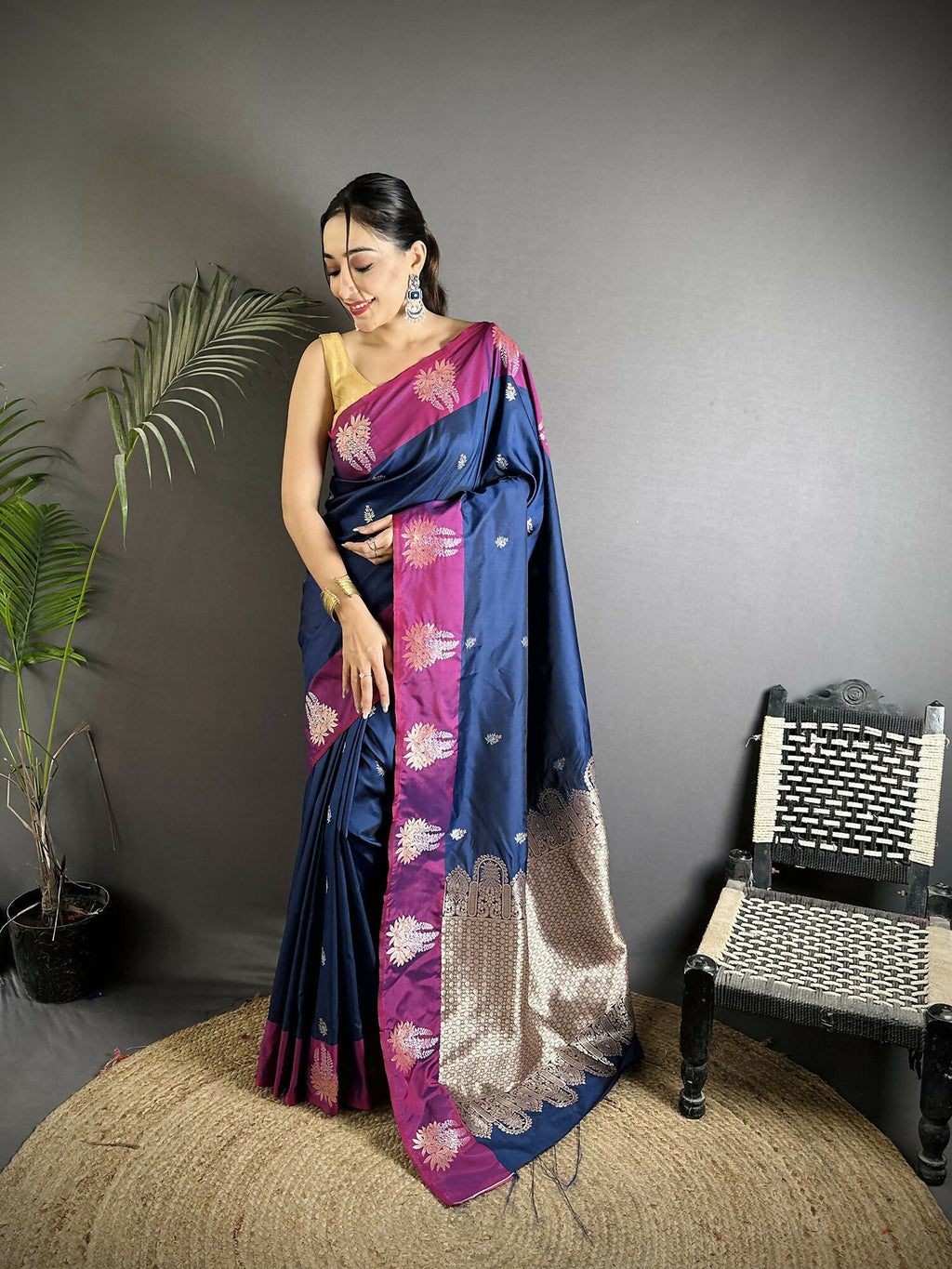 Joban Fashion Royal Blue Small Butti Soft Silk Banarasi Saree
