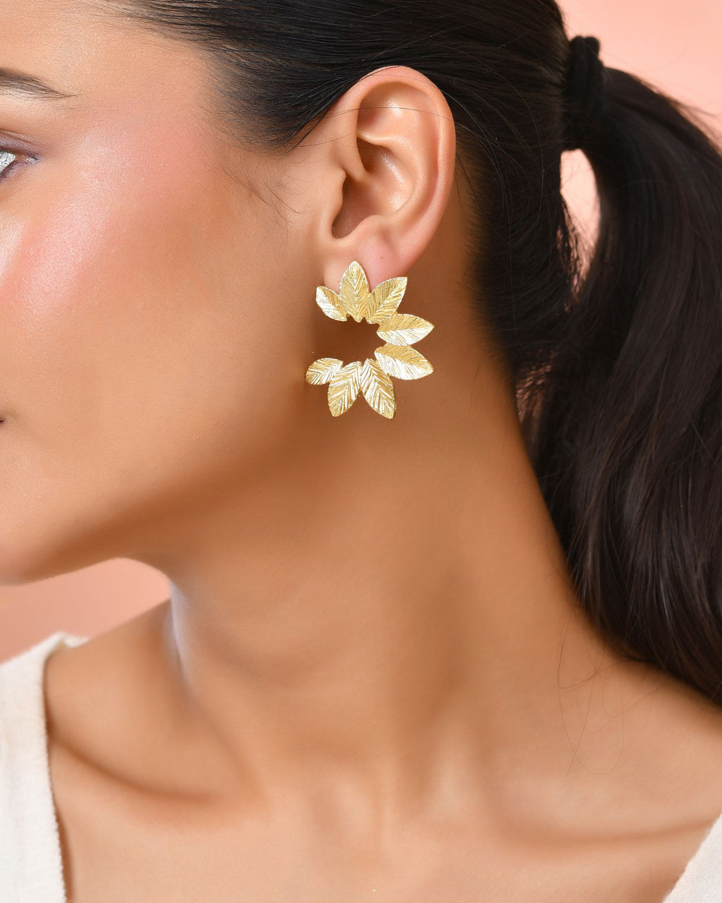 Jewels Nest Gold-Tone Leaf Wreath Stud Earrings For Women