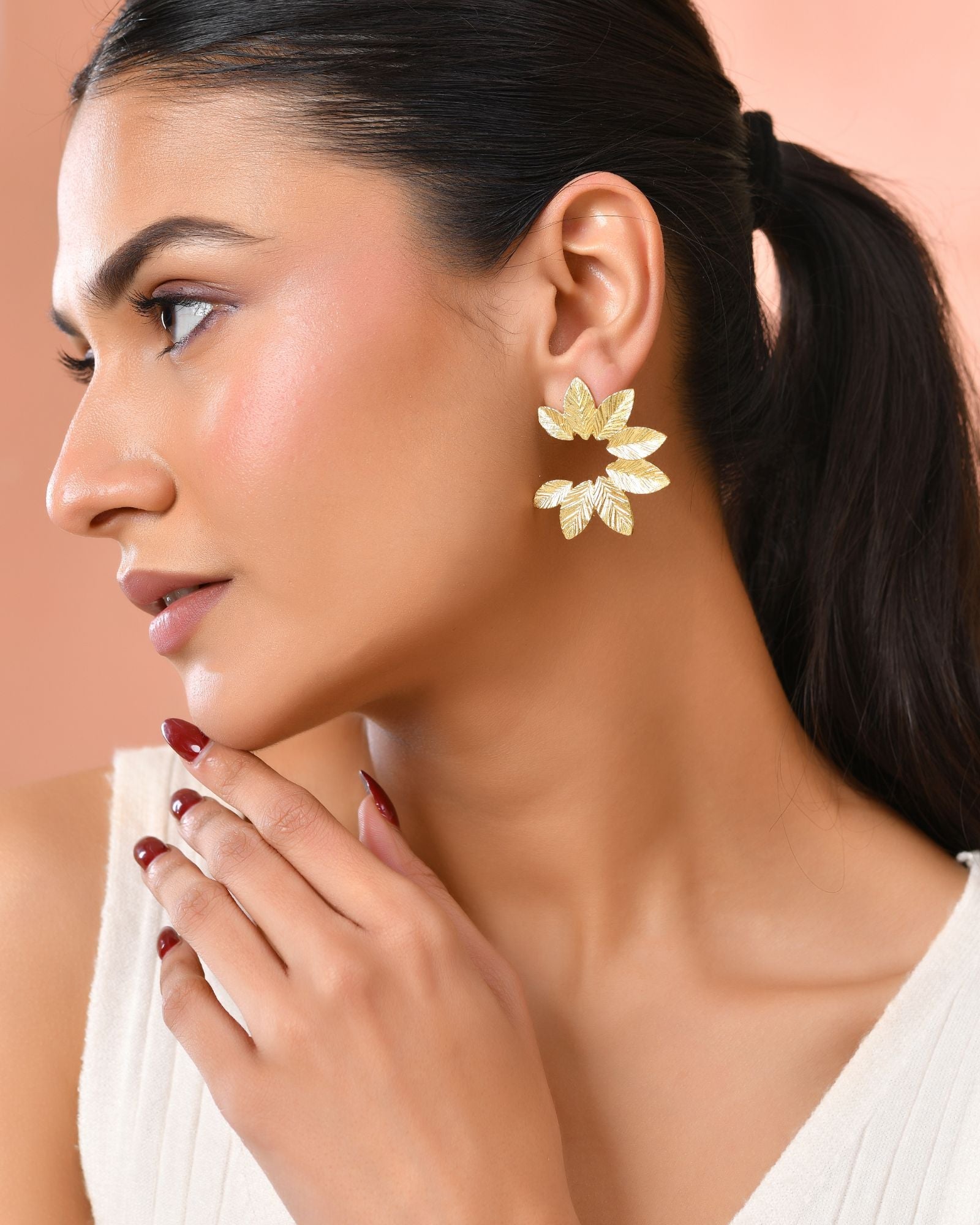 Jewels Nest Gold-Tone Leaf Wreath Stud Earrings For Women