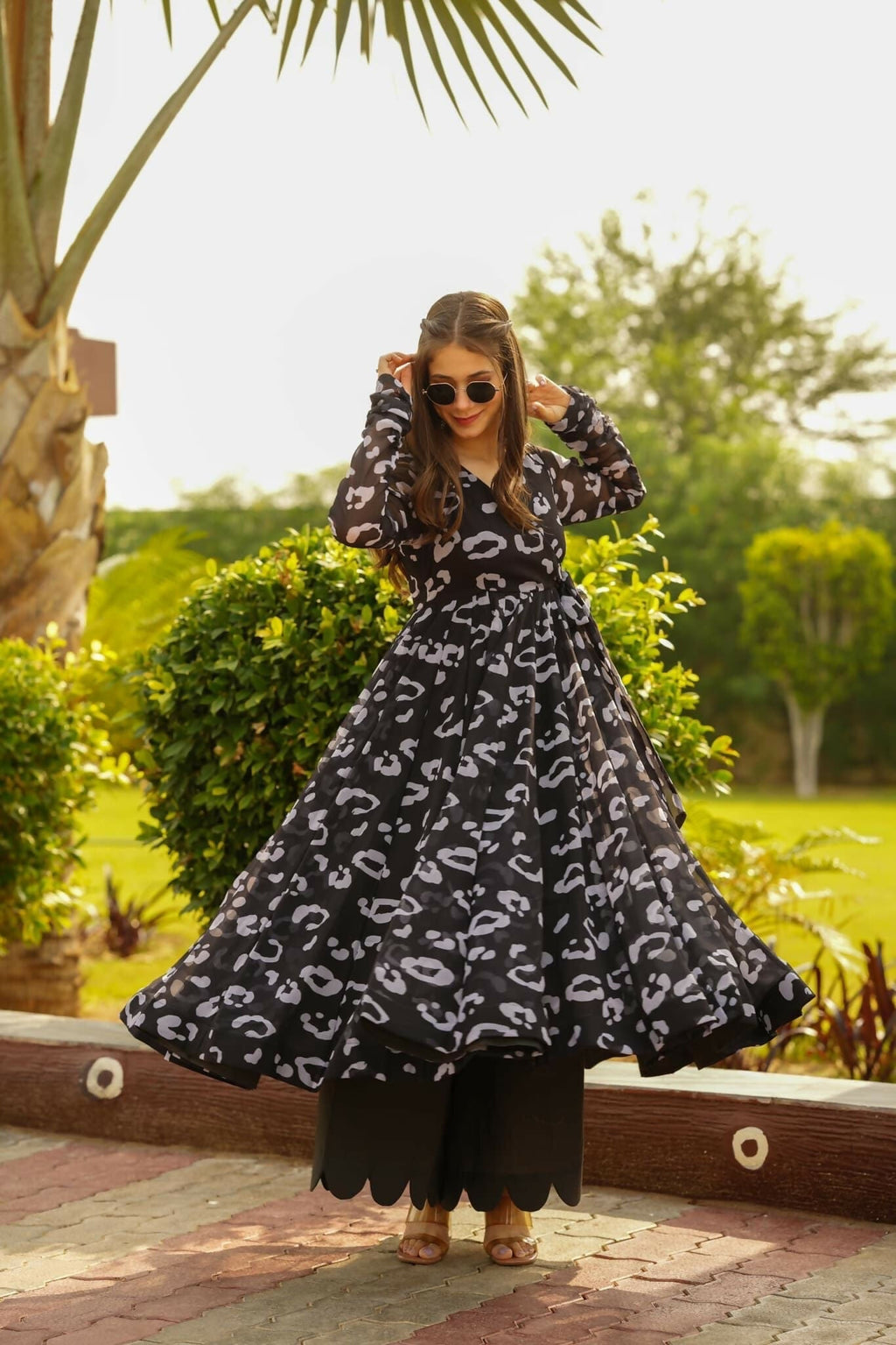 Aayaa Georgette Suit With Heavy Digital Print - Multi Color