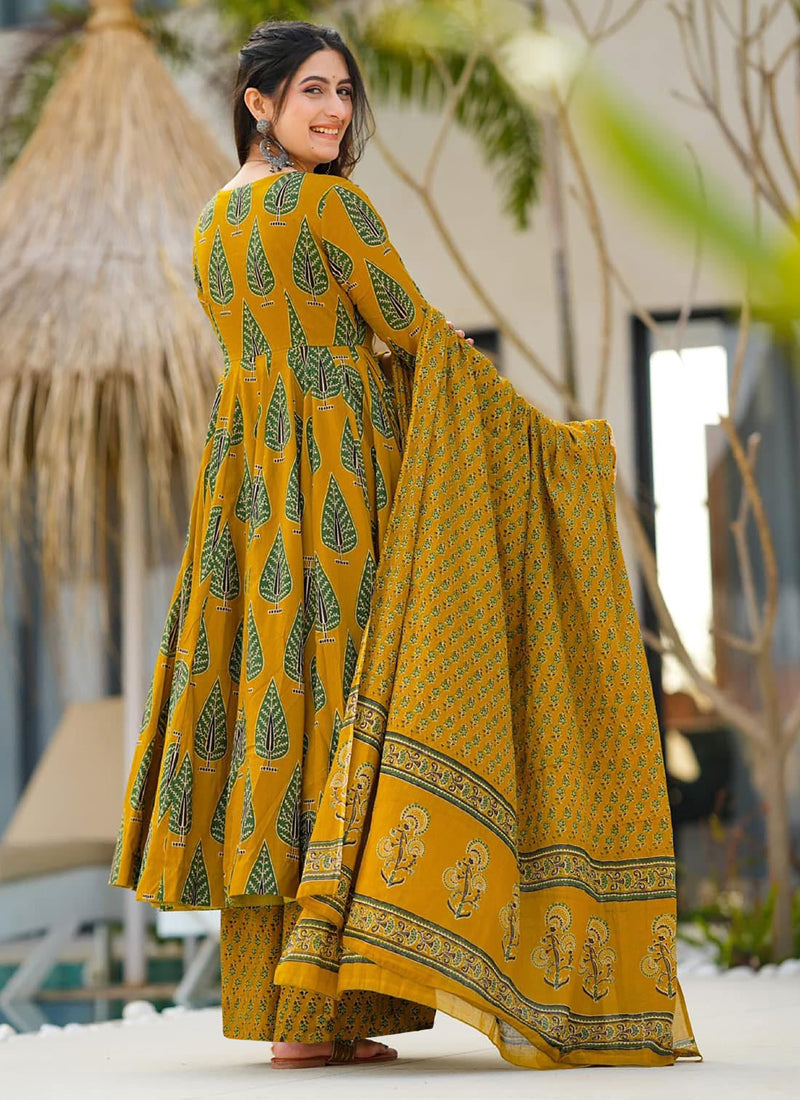 Vegaa Fashion Mustard Muslin Digital Print Designer Salwar Suit