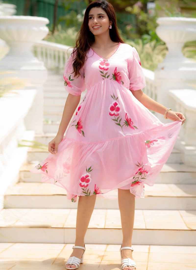 Vegaa Fashion Light Pink Rayon Kota Checks Digital Print Kurti