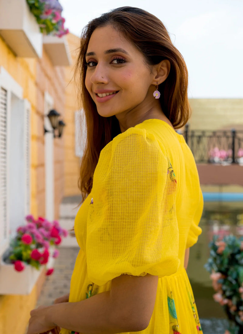 Vegaa Fashion Yellow Rayon Kota Checks Digital Print Kurti