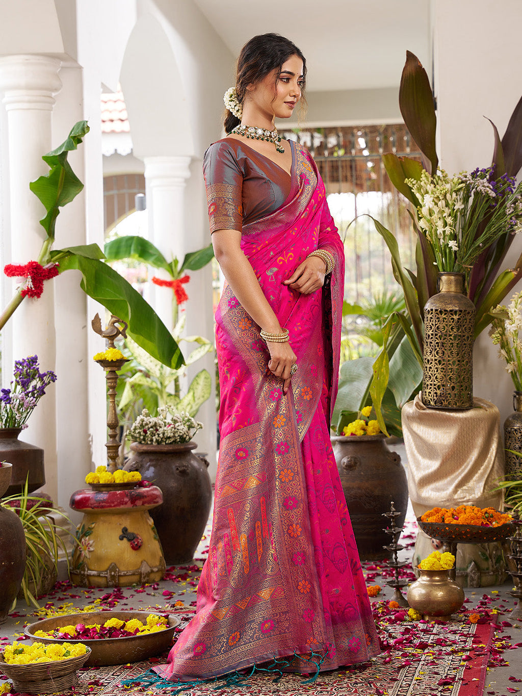 Anaita Magenta Silk Woven Saree With Blouse