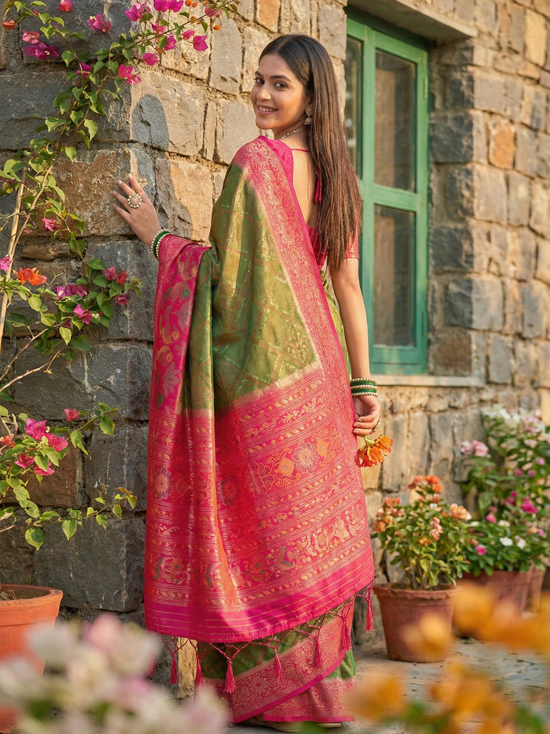 Anaita Mehendi Pochampally Printed Saree With Blouse