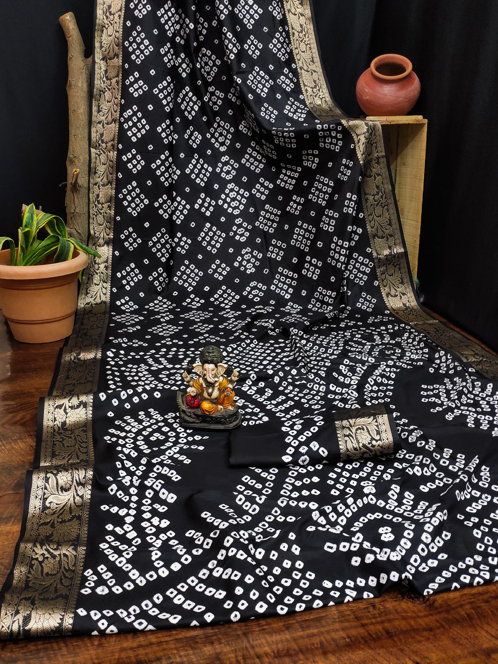 Anaita Black Pure Bandhej Silk Saree With Zari Weaving Work