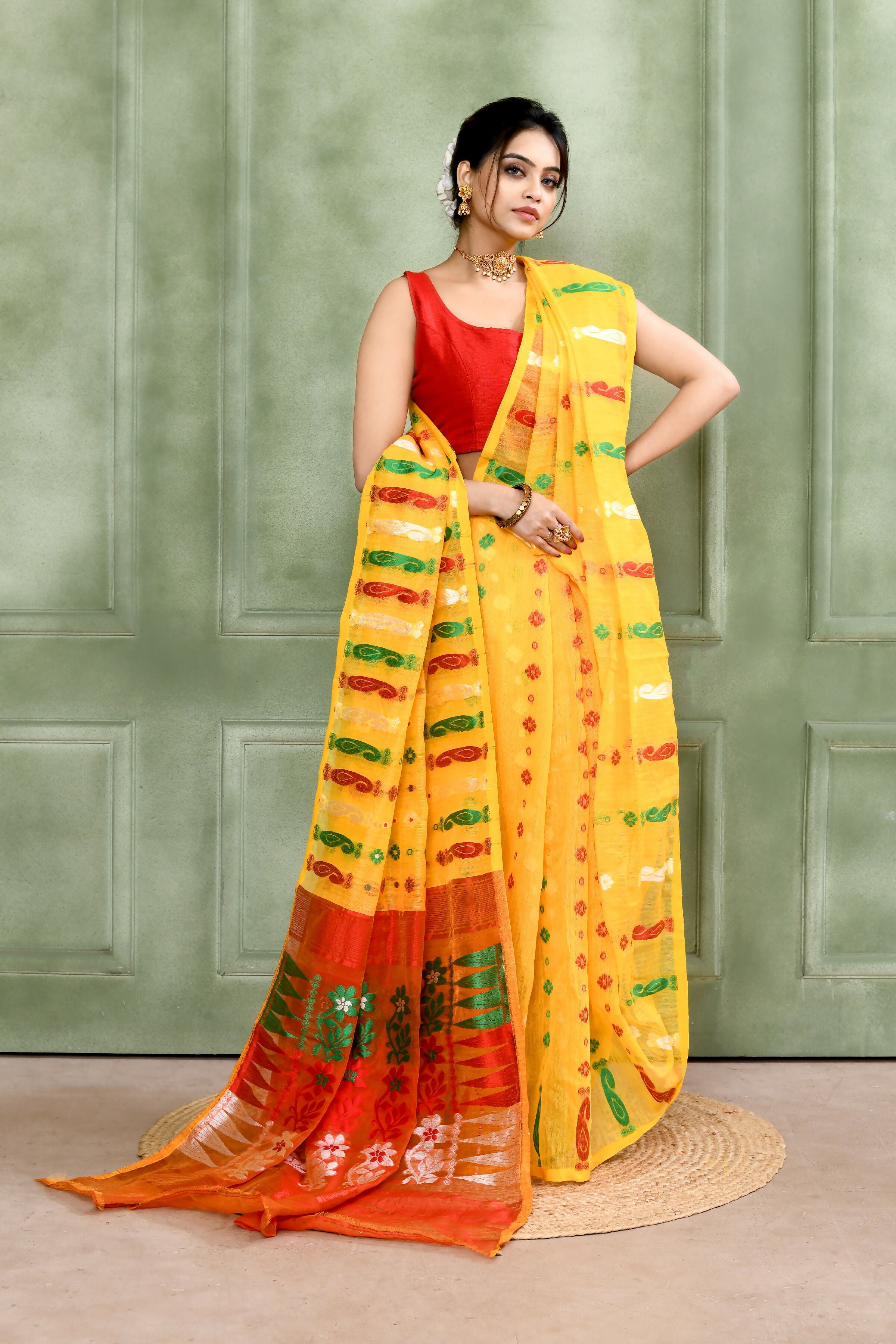 Piyari Fashion Women's Yellow Embellished Cotton Blend Jamdani Saree