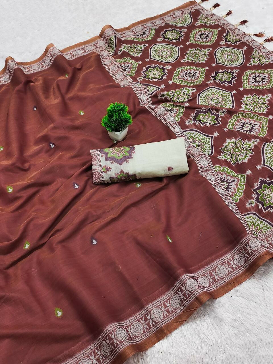 Vastranavya Maroon Muga Cotton Meenakari & Azarakh Pallu Saree with Contrast Blouse